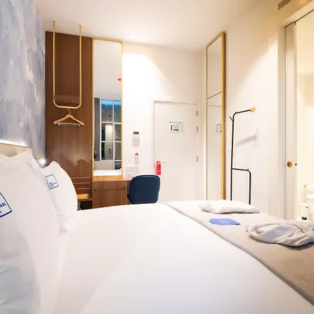 Blue Liberdade מלון 3*